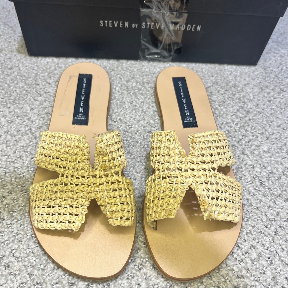 Steve Madden raffia Greece sandals NEW